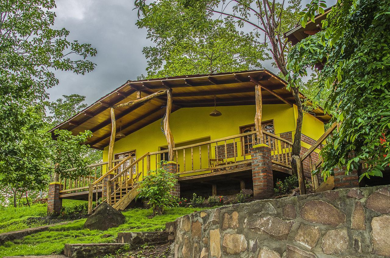 Hotel Congos Merida Bagian luar foto