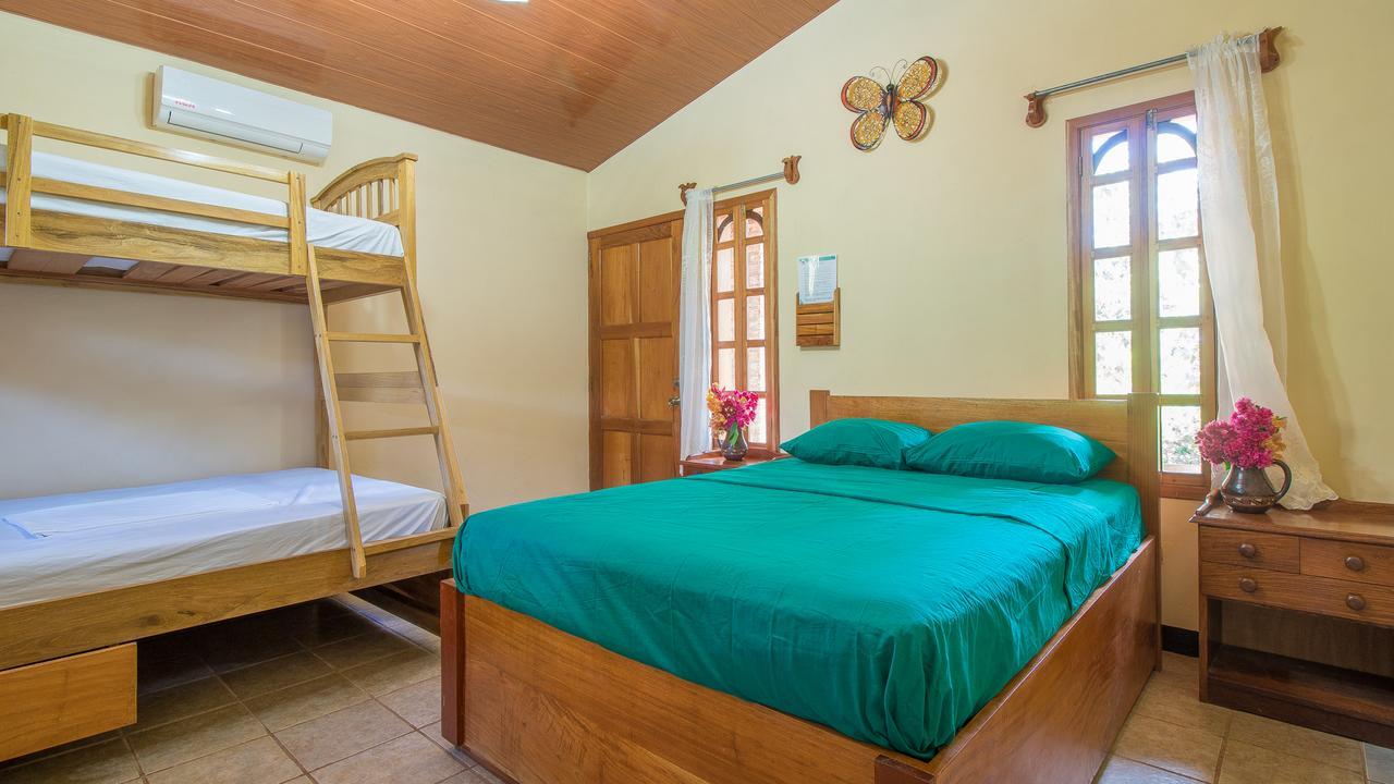 Hotel Congos Merida Bagian luar foto